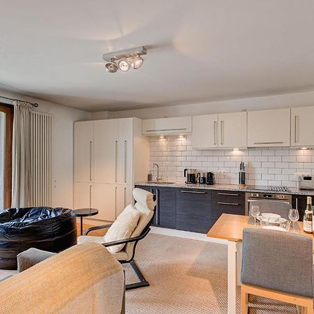 Apartment Cosmiques - Alpes Travel - Central Chamonix - Sleeps 4 Εξωτερικό φωτογραφία